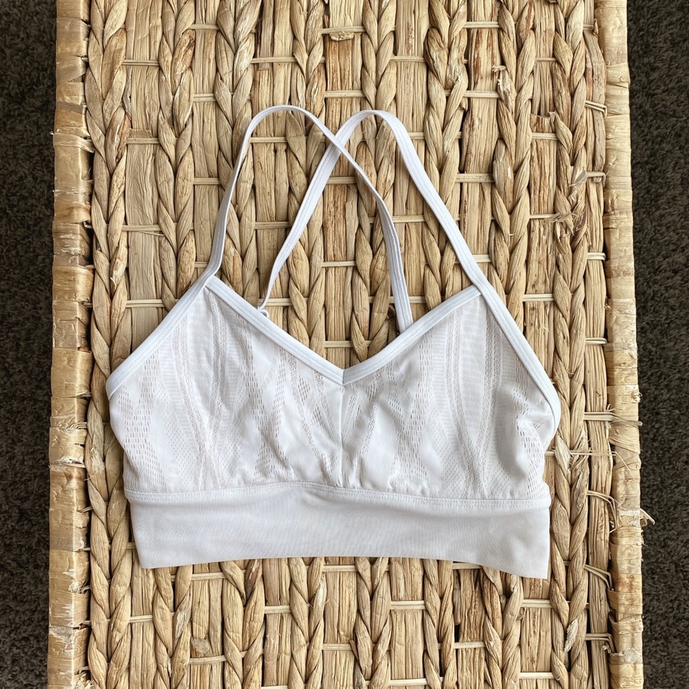 Alo Sports Bra 🤍